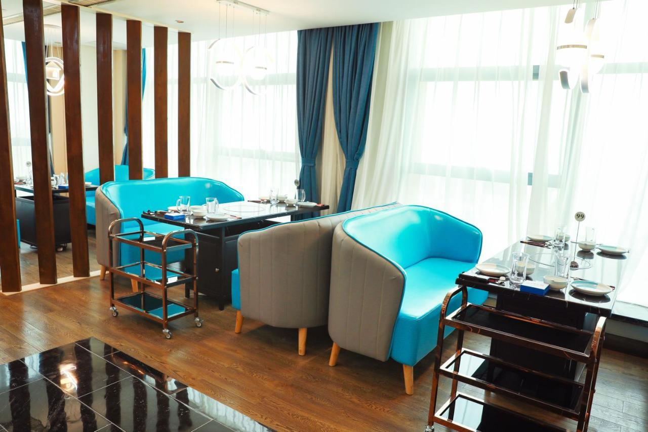 Days Hotel & Suites China Town---Five Minutes To Reach Changsha Station, The Metro Line 2 & Line 6 Are Nearby,Free Gym & Laundromat,Chinese And Western Buffet Breakfast Is Offered On The 31St Floor Esterno foto