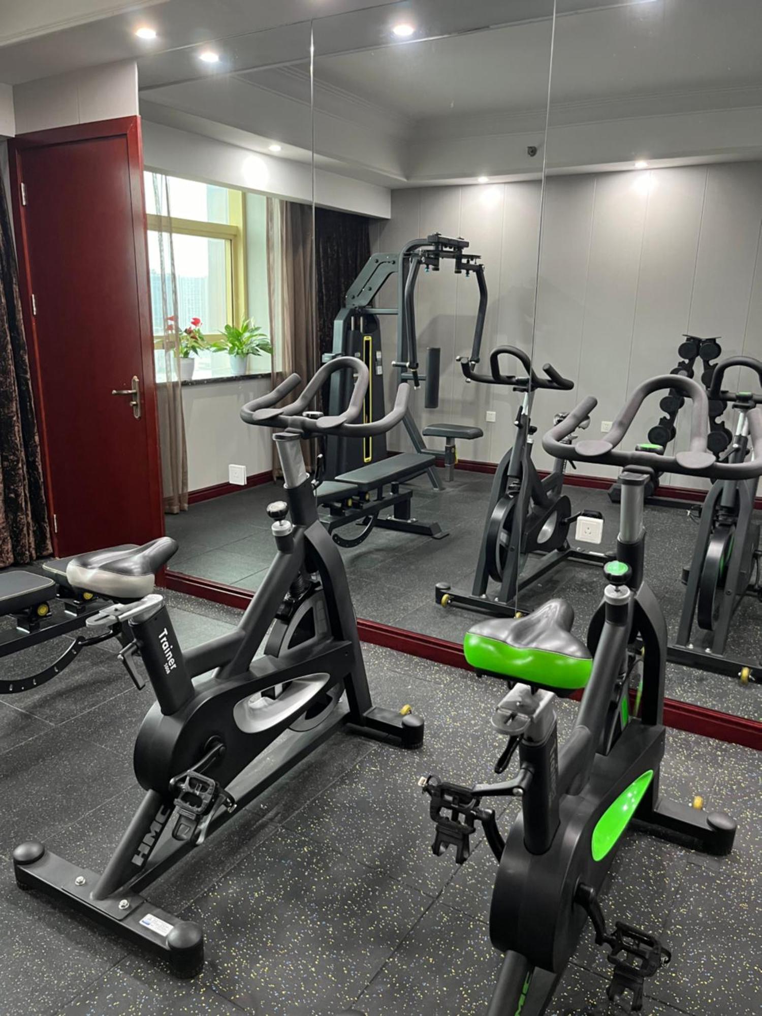 Days Hotel & Suites China Town---Five Minutes To Reach Changsha Station, The Metro Line 2 & Line 6 Are Nearby,Free Gym & Laundromat,Chinese And Western Buffet Breakfast Is Offered On The 31St Floor Esterno foto