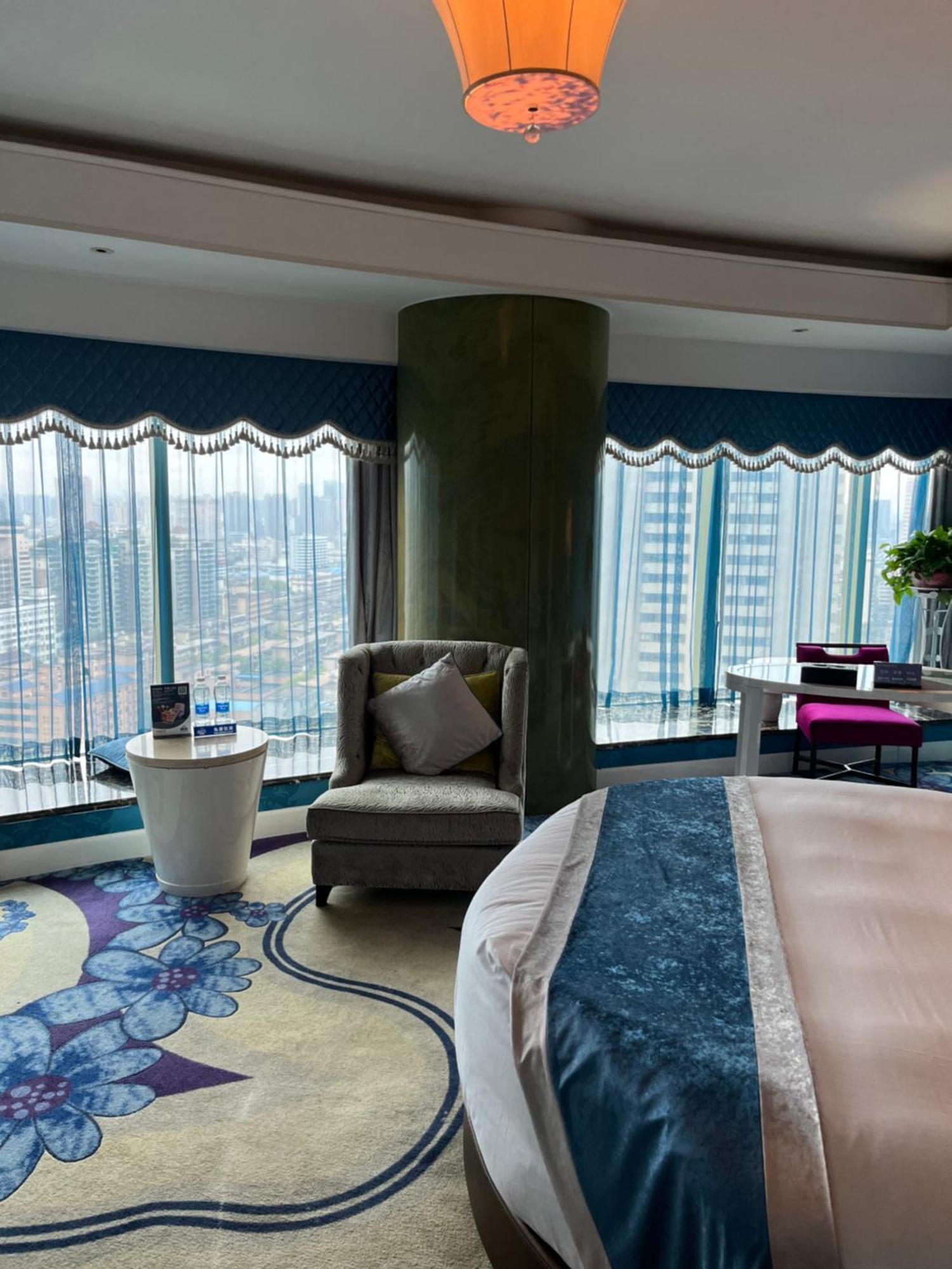Days Hotel & Suites China Town---Five Minutes To Reach Changsha Station, The Metro Line 2 & Line 6 Are Nearby,Free Gym & Laundromat,Chinese And Western Buffet Breakfast Is Offered On The 31St Floor Esterno foto